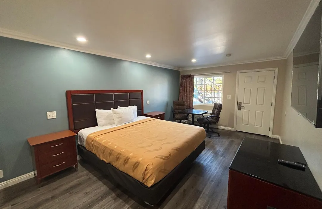 Economy Inn - Burbank Airport-1